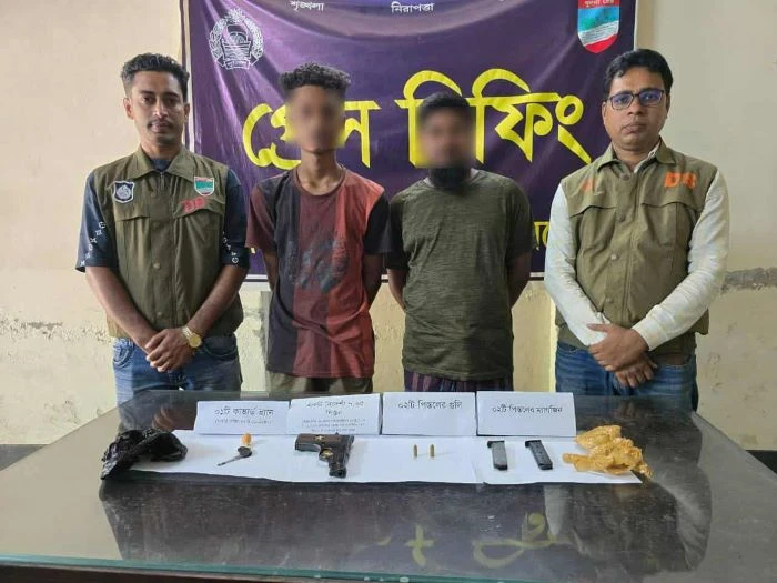 যশোর বিদেশি পিস্তল গুলিসহ দুই যুবক আটক